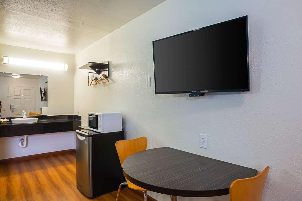 Motel 6-Ventura, Ca - Downtown Phòng bức ảnh