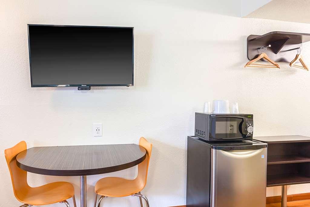 Motel 6-Ventura, Ca - Downtown Phòng bức ảnh